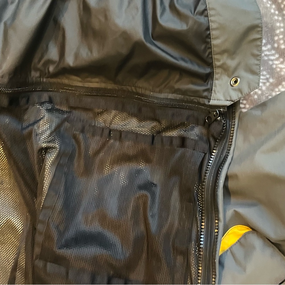 Men’s Predator Wear Vintage Snowboard/Ski Jacket Size M. EUC - Picture 7 of 9